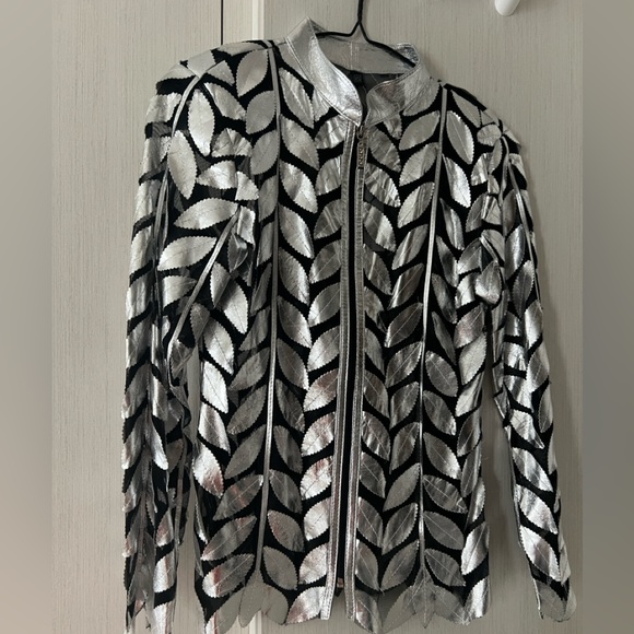 Brand new coat lace and leather - Picture 2 of 3